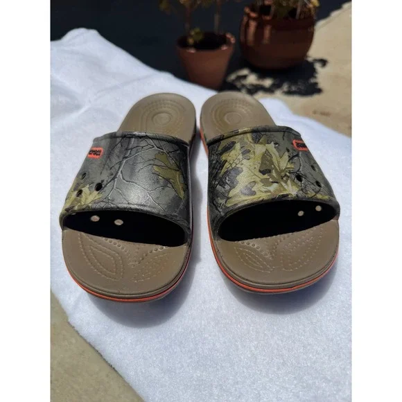 Crocs Crocband III Slide RealTree Edge Camo Orange Mens 5 Womens 7 Sandals