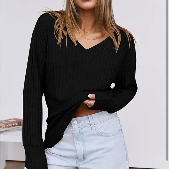 V-neck long sleeve pullover sweater top