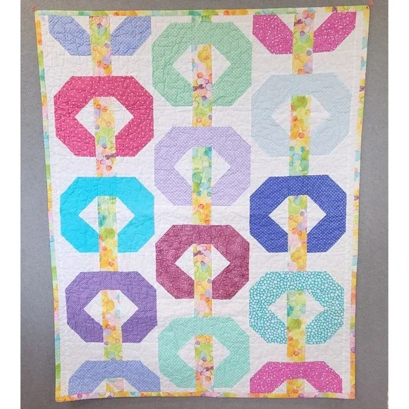Handmade Patchwork Quilt Rainbow‎ Polka Dot Geometric Stipple Quilted 37x47