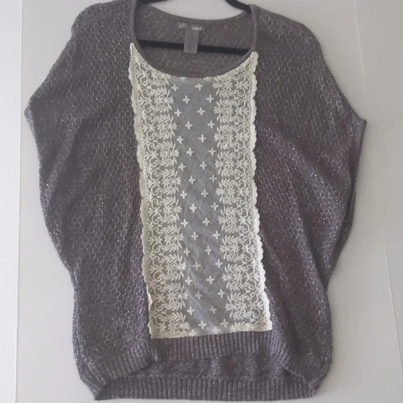 Gray and cream batwing type/ sleeveless crochet sweater. Women's size large