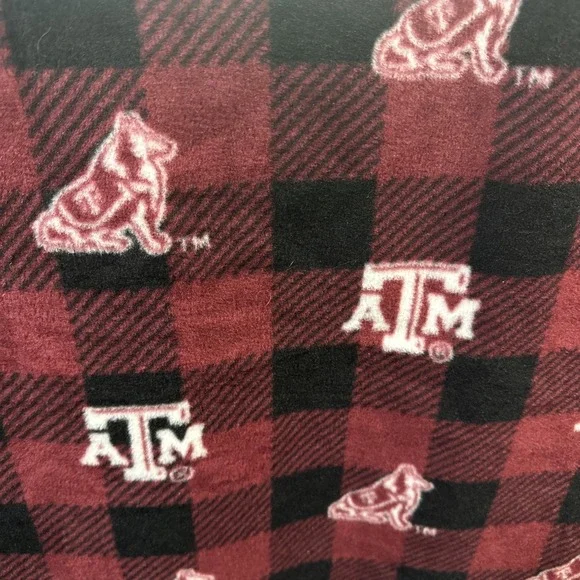 Texas A&M Fuzzy fleece Fabric  Gig Em College Station Reveille !  37 X 62 Aggie!