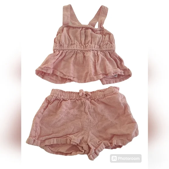 Old Navy Toddler Girl Set Top and Shorts Pink Size 2T