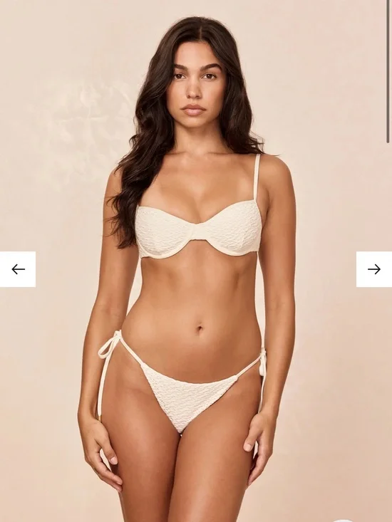 NWT Monday Swimwear Capri Top Size Medium in Ivory Crochet