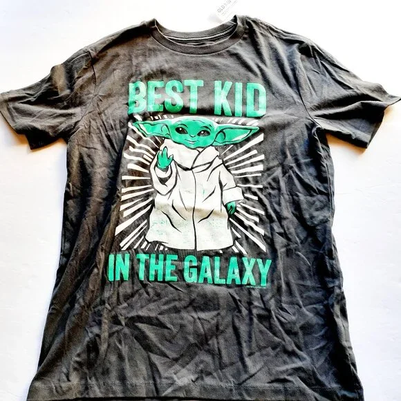 Old Navy Boys T-Shirt Star Wars Mandalorian Baby Yoda Short Sleeve XL 14-16 New