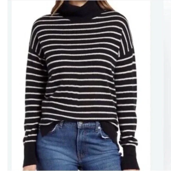 Nordstrom Black White Stripe 100% Cashmere Turtleneck Sweater Luxury Size Medium