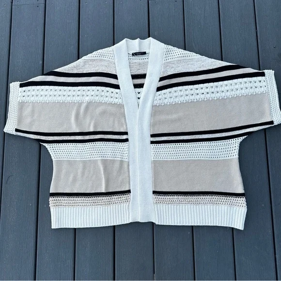 T Tahari‎ Black White and cream Open-Knit Cardigan Officecore