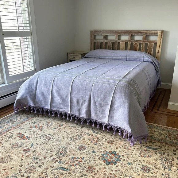 Hand loom Queen Size Cotton Bedspread.