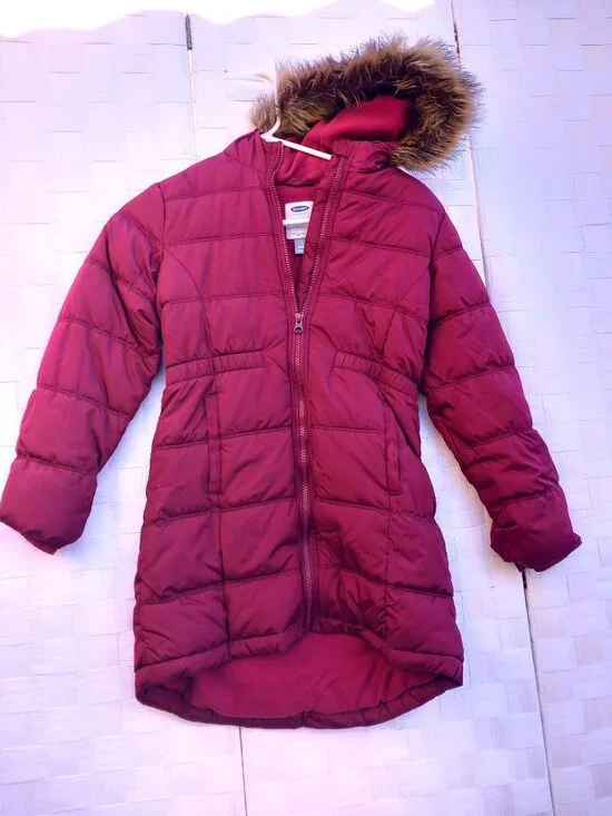 Winter Puffer Coat Child Size 8 - Old Navy