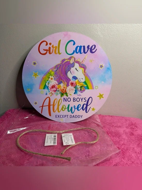 Girl Cave 