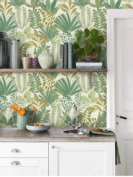 NWT- 8 RollsGreen Peel and Stick Wallpaper