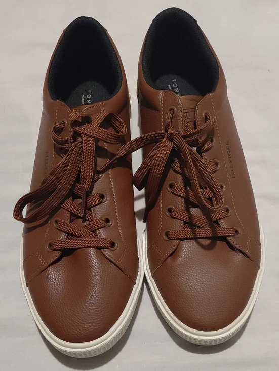 Tommy Hilfiger Men's Brown Low-Top Leather-Style Sneakers Size 11