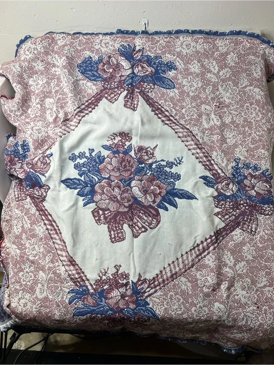 Floral Tapestry Throw Blanket Pink Blue White Colorful blanket