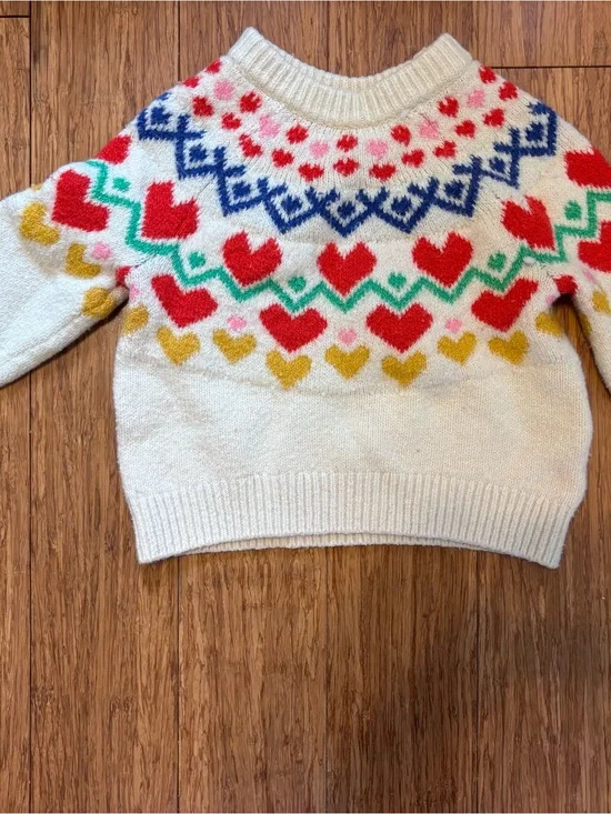 Old Navy Cream Sweater with Red, Blue, Green & Gold Hearts