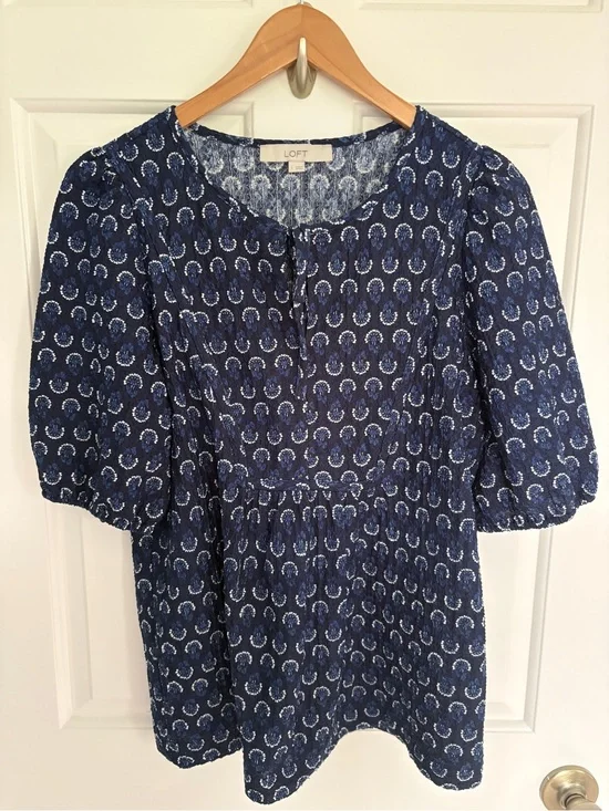 LOFT Small Navy Blue Patterned Women’s Peasant Top