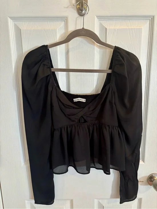Black Long-Sleeve Baby Doll Top