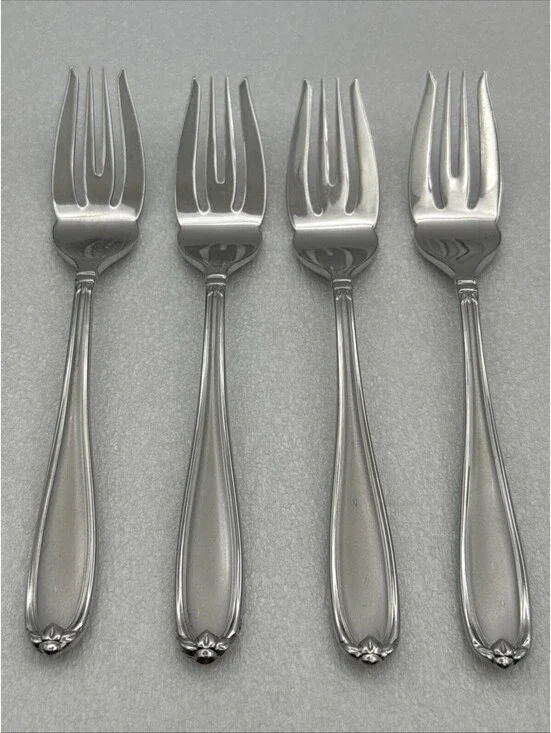 Set Of 4 Princess House BARRINGTON Salad Forks 18/10 Stainless Flatware 7”