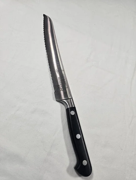 Messermeister Meridian Elite Scalloped Bread Knife 9