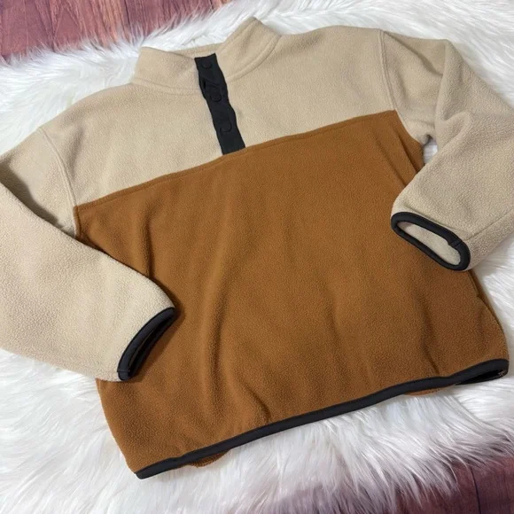 Old Navy Youth Boy Size Small (6/7) Tan and Cream Micro Fleece Pullover
