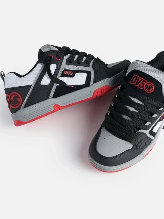DVS Shoes Comanche in Blk/Wht/Charcoal, Size 9