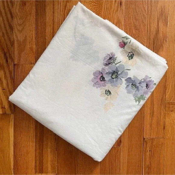 Vintage Full Size Flat Sheet white with cottagecore flowers Cannon‎