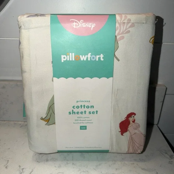 The Disney Collection by Pillowfort Twin Princess Characters Kids' Sheet Set