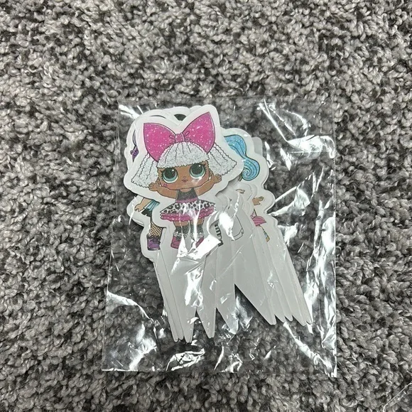 NEW 24 pc LOL Dollz cupcake toppers