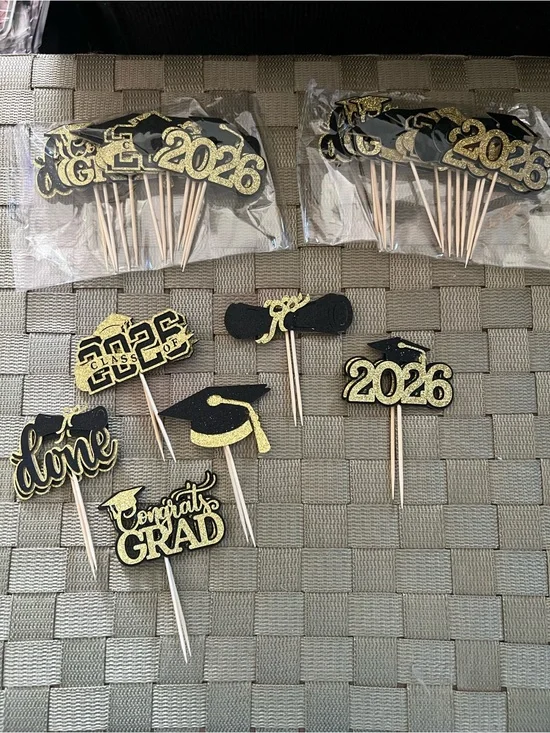 Graduation Cupcake Picks - Black & Gold 2026 Party Toppers
