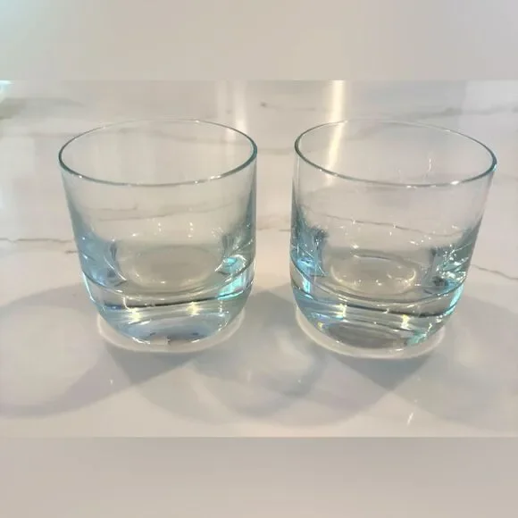 Elegant and Solud Clear Glass Tumblers Set