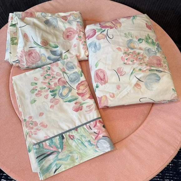 Vintage 80's/90's Floral Twin Sheet‎ Set Revman Flat Fitted Case