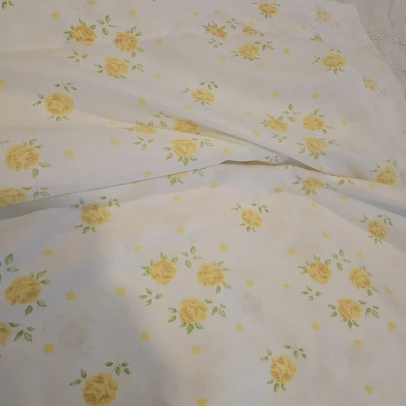 Vintage Cannon Muslin Yellow Rose Dream Full Flat Sheet 81x104 Cottage Core