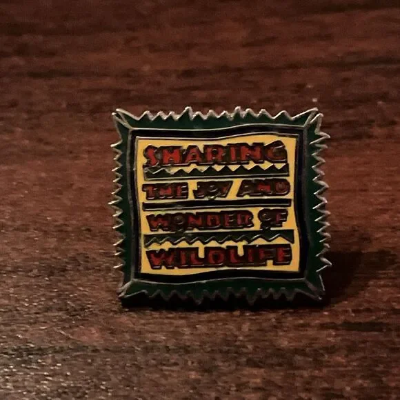 Vintage Atlanta Zoo “Sharing The Joy‎ And Wonder Of Wildlife” Lapel Hat Pin