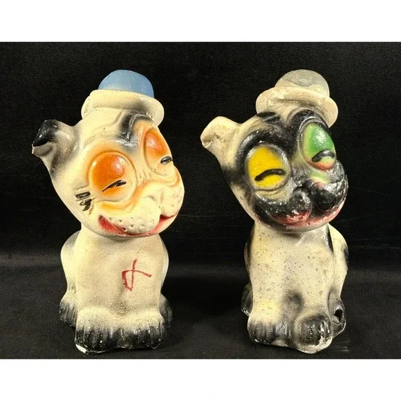 Vintage Pair‎ Chalk Ware Bonzo Dogs Carnival / Fair Prize Bulldogs w/ Derby Hats