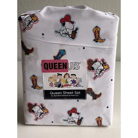 4 Pc PEANUTS Snoopy Cowboy QUEEN Sheet Set By Berkshire Super‎ Soft White NEW
