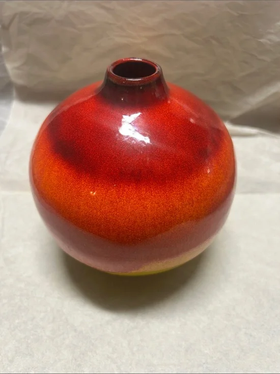 Round Ceramic Vase in Red-Orange Gradient
