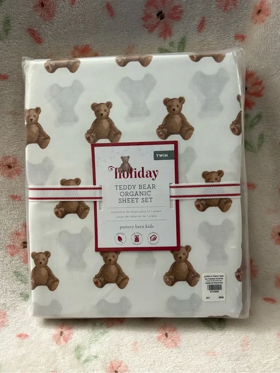 NWT Pottery Barn Kids Teddy Bear Holiday Organic Twin Sheet Set - White/Brown