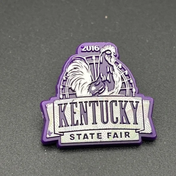 2016 Kentucky State‎ Fair Rooster Plastic Lapel Hat Pin