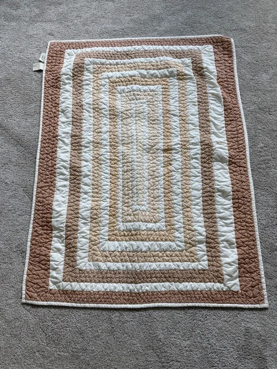 Leanne Ford 100% organic cotton crib quilt