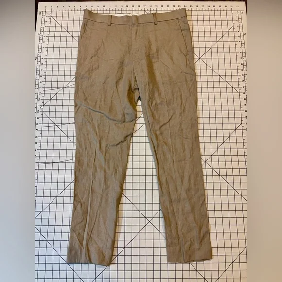 NWT H&M‎ Tan Chinos Lightweight Straight Leg Design