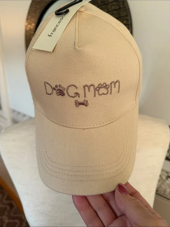 New with tags Francesca's Collections Dog Mom Embroidered Baseball Cap - Beige