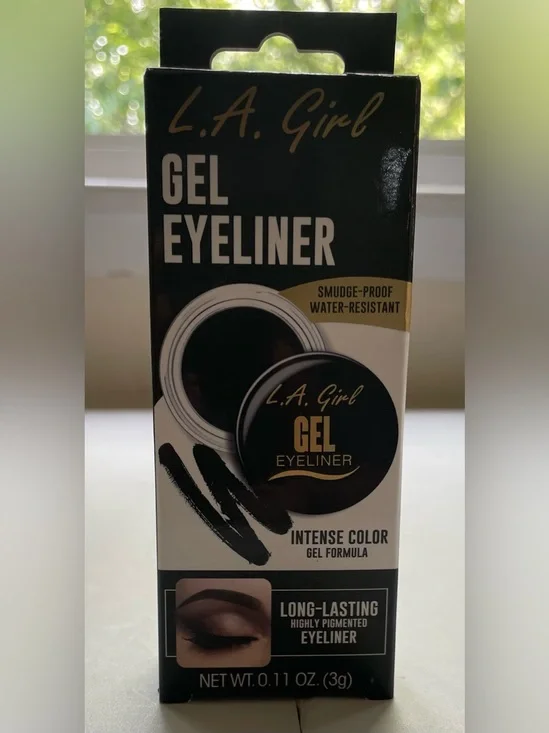 L.A. Girl Gel Eyeliner – Jet Black, Long-Lasting Smudge-Proof (New)