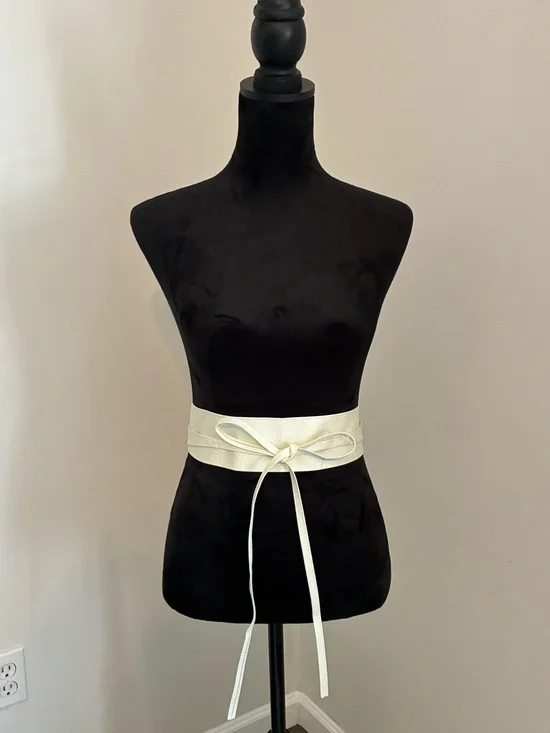 Wide Ivory Belt with Tie
