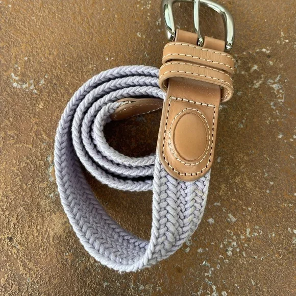 UO lilac woven belt. Sz s