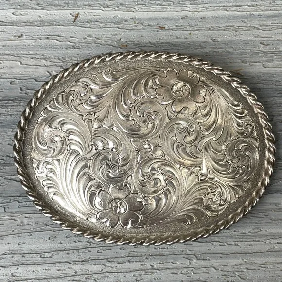 VINTAGE Tony Lama GIST Sierra Silver Buckle Hand Engraved in USA Rodeo Western