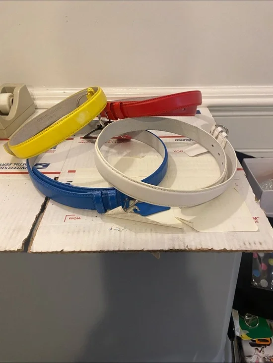 Bundle of (4)  Small Genuine Leather Belts good condition