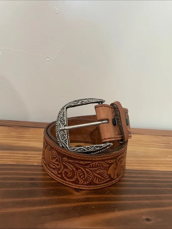 Western Genuine Leather Tooled Belt Floral Design