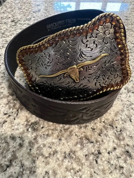 Women’s Longhorn Brown Tooled Bonded Leather Belt with Ornate Silver/Gold Buckle