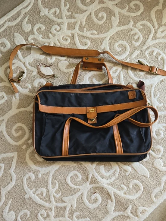 Hartmann Luggage Black Nylon Weekender Bag.