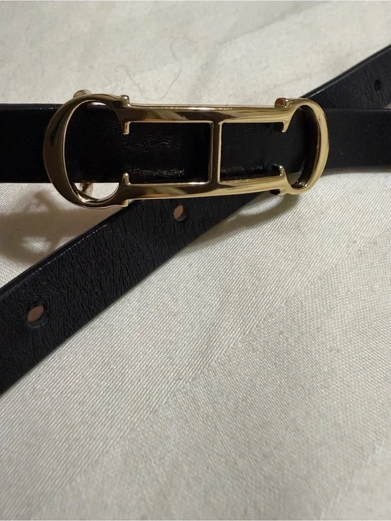 Carolina Herrera Black/Red Leather Belt with Gold Embossed Buckle✨38”