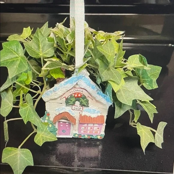 Flower Shop ivy basket arrangement