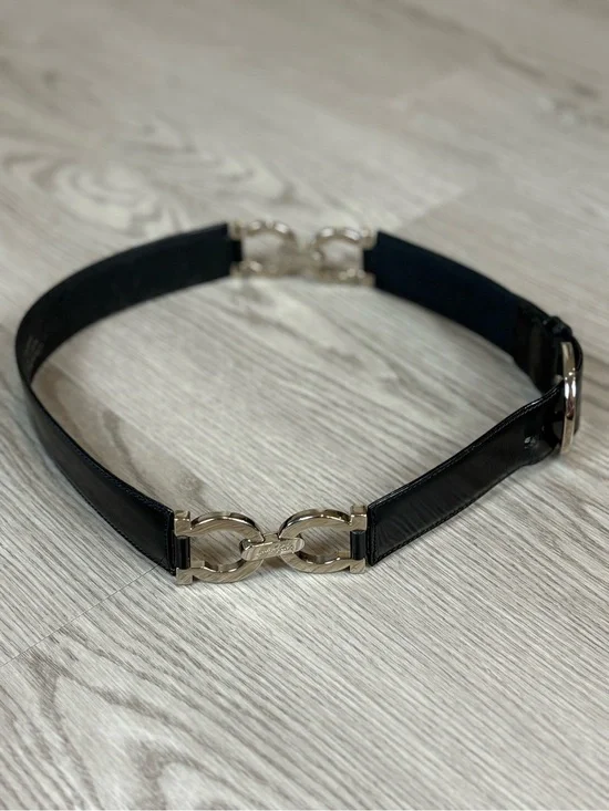 Salvatore Ferragamo Black Leather Belt with Subtle Logo Stamp
